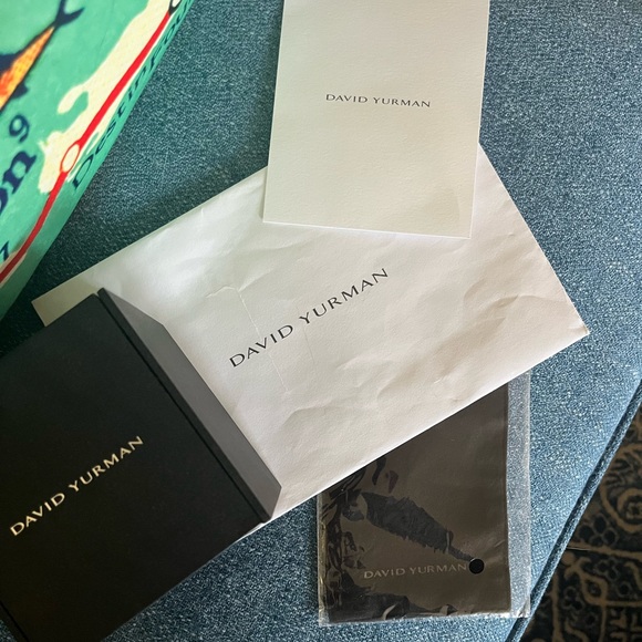 David Yurman Silver Cable Bracelet w/ pavé diamonds. EUC. Only worn a few times. - Picture 5 of 9